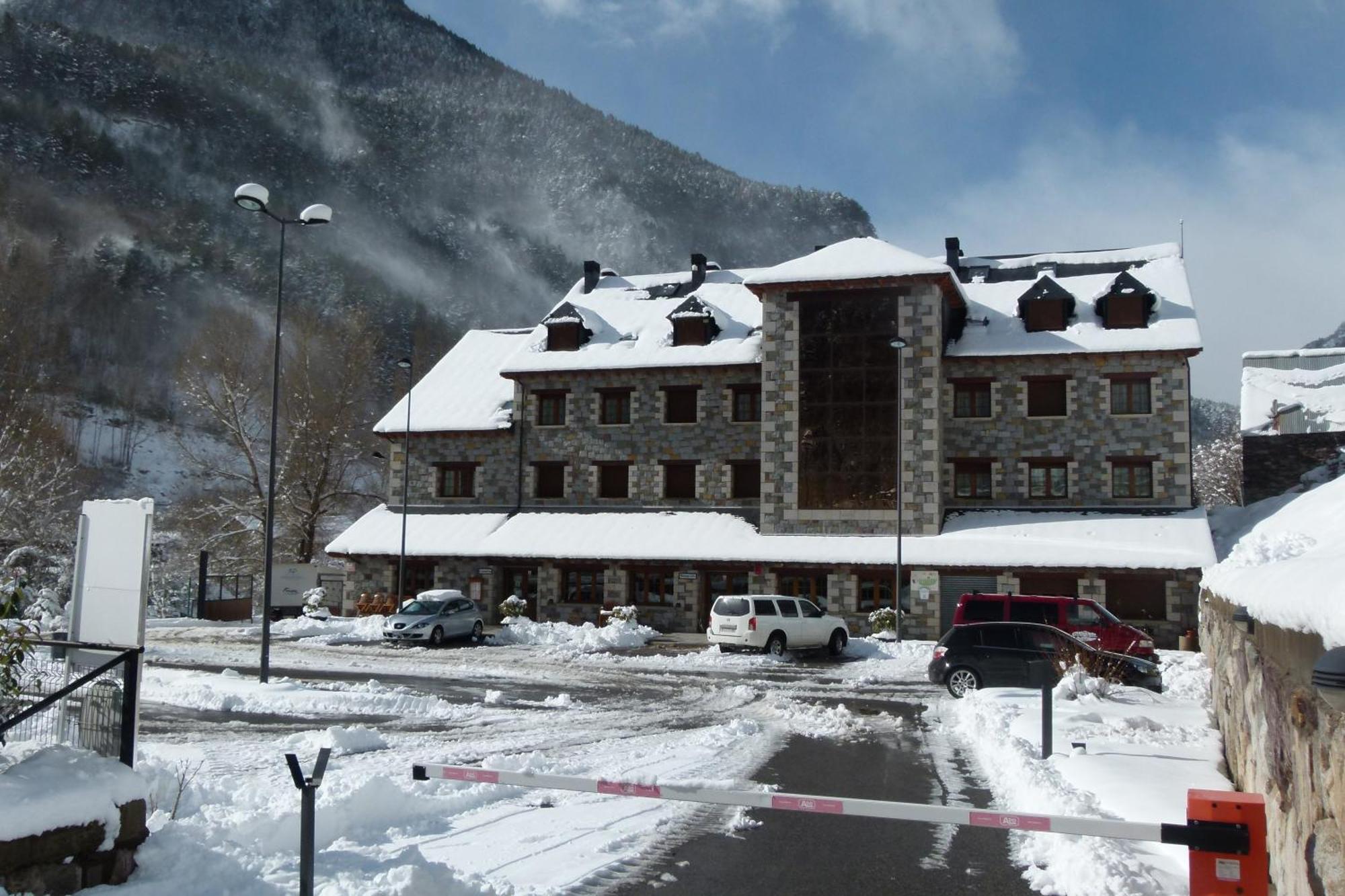 Complejo Turistico Bielsa Hotel Y Camping 外观 照片